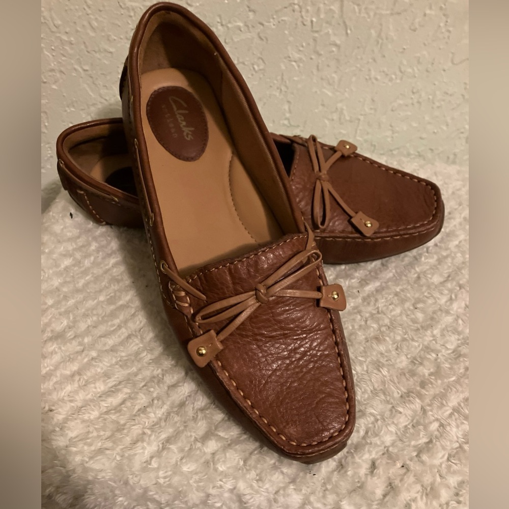 Clarks Women's Artisan Brown Leather Driving Mocc… - image 6